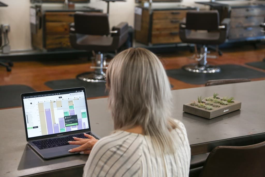 How to Choose the Right Salon Software