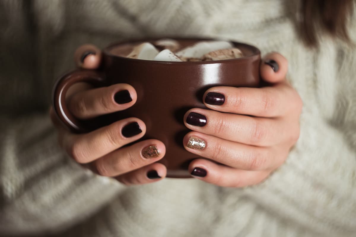 11 Dreamy Winter Nail Ideas