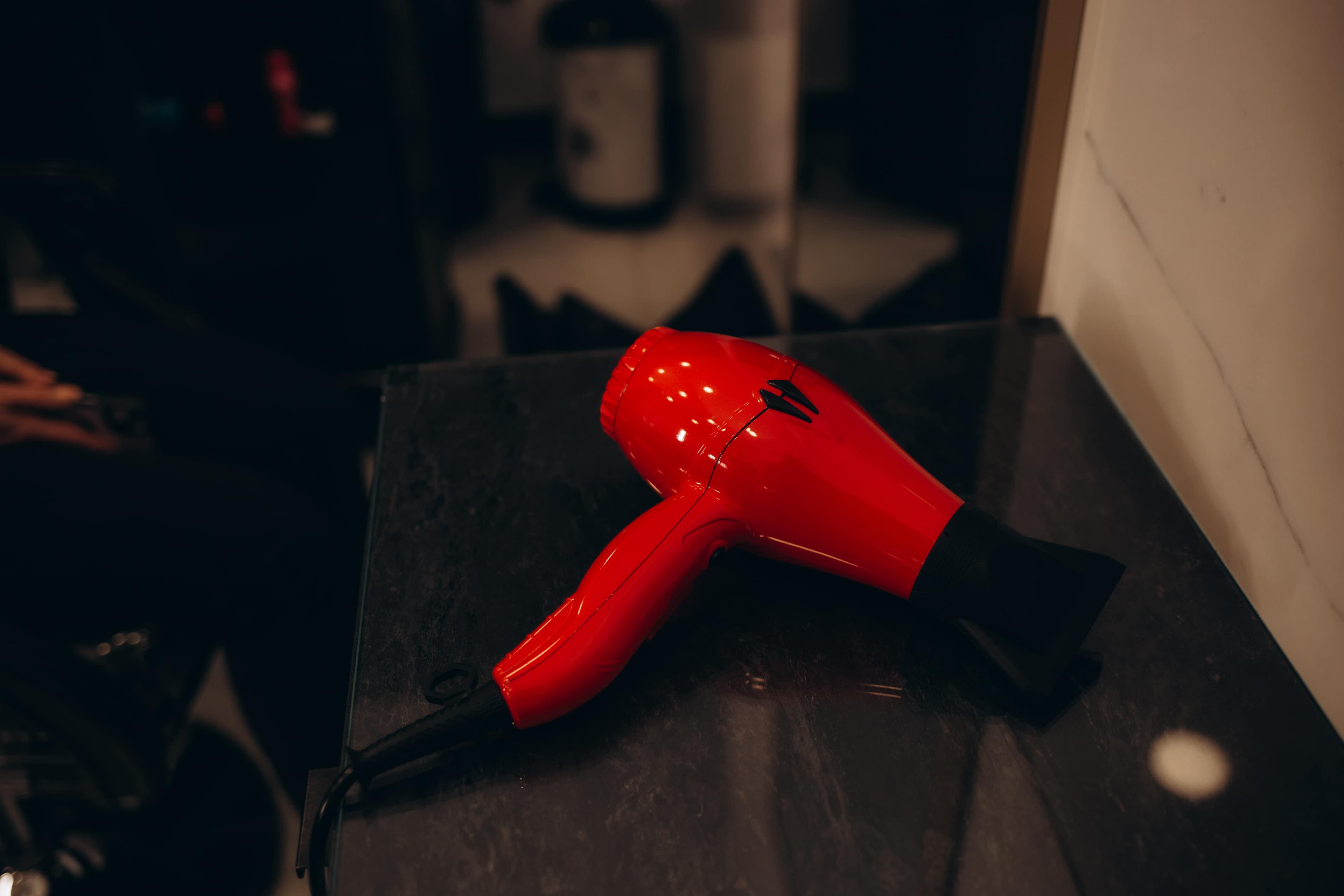 Best Professional Hair Dryers for Hair Stylists