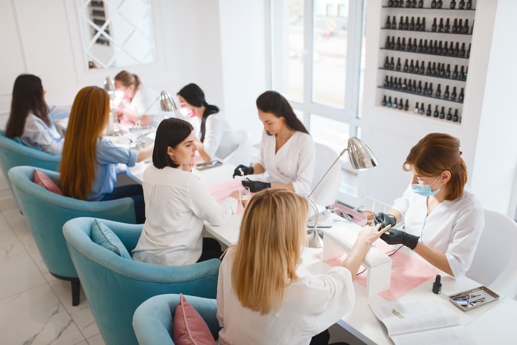 How to Market Your Nail Salon: A Complete Guide to Growing Your Clientele 