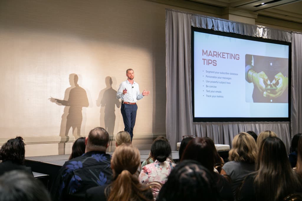 iconic.23 Session: Strategic Marketing Unleashed with Alec Sukoski